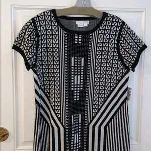 Very cute geometric print sweater dress